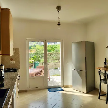 Lovely Townhouse, Just A Short Walk To The Aljezur