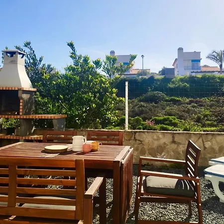 Ferienhaus Lovely Townhouse, Just A Short Walk To The Aljezur
