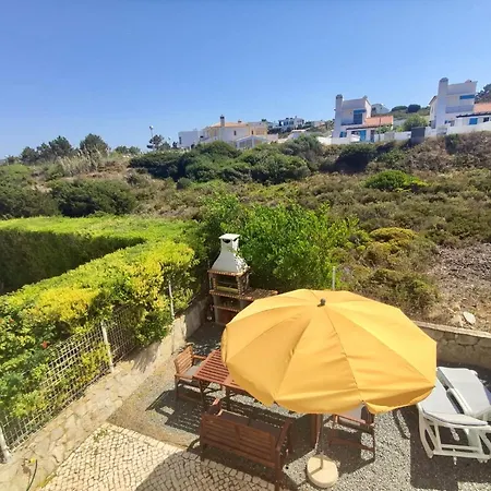 Ferienhaus Lovely Townhouse, Just A Short Walk To The *